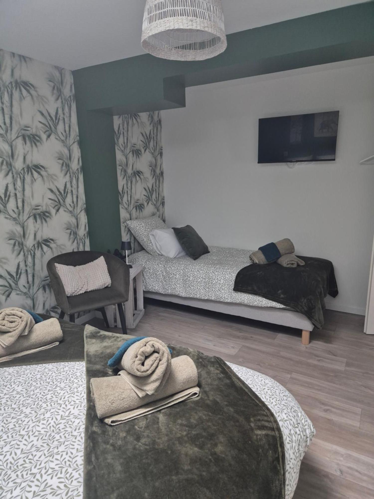 Villa Terre & Avec Piscine Interieure Proche Cabourg