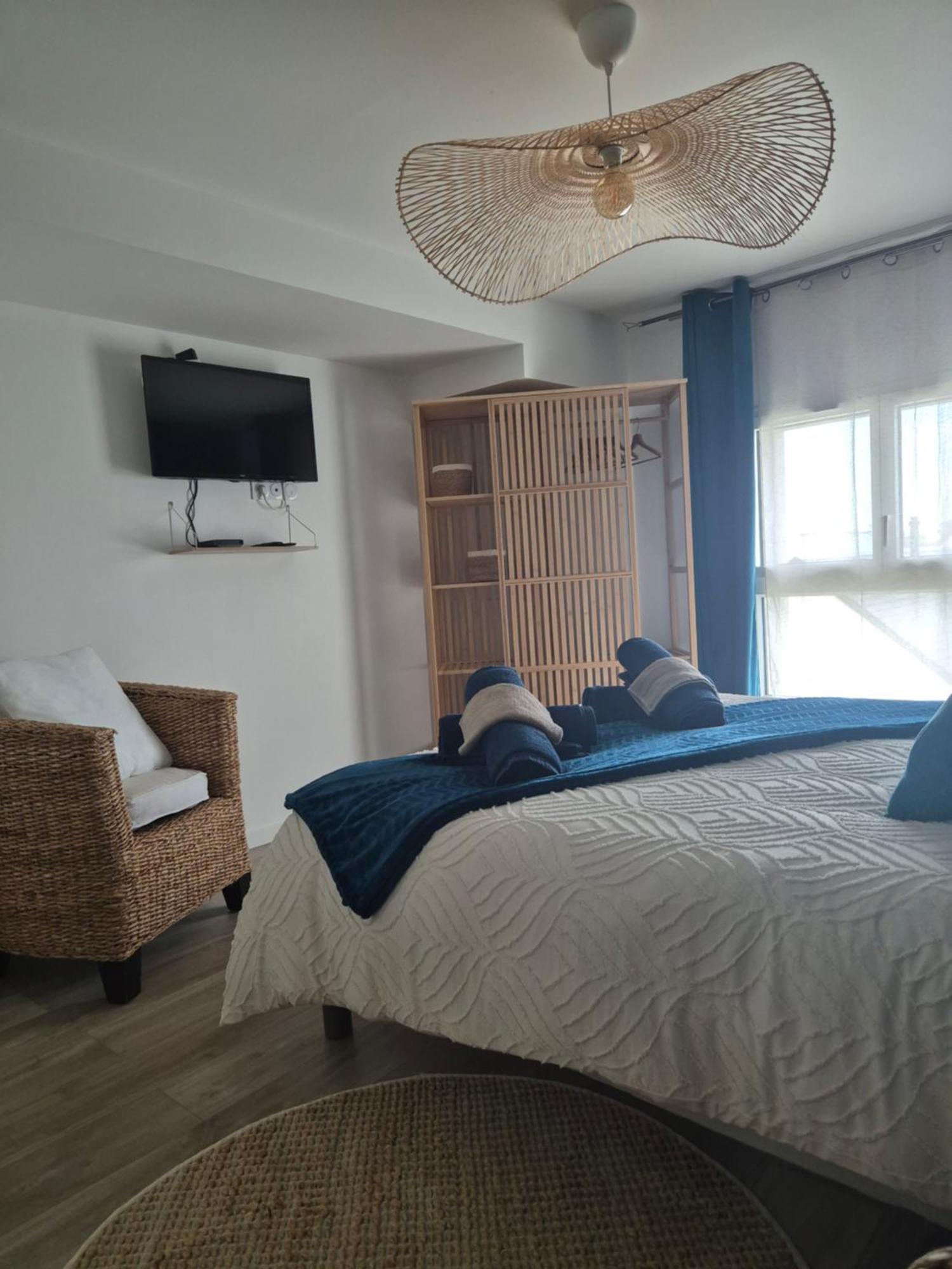 Terre & Avec Piscine Interieure Proche Cabourg Villa *