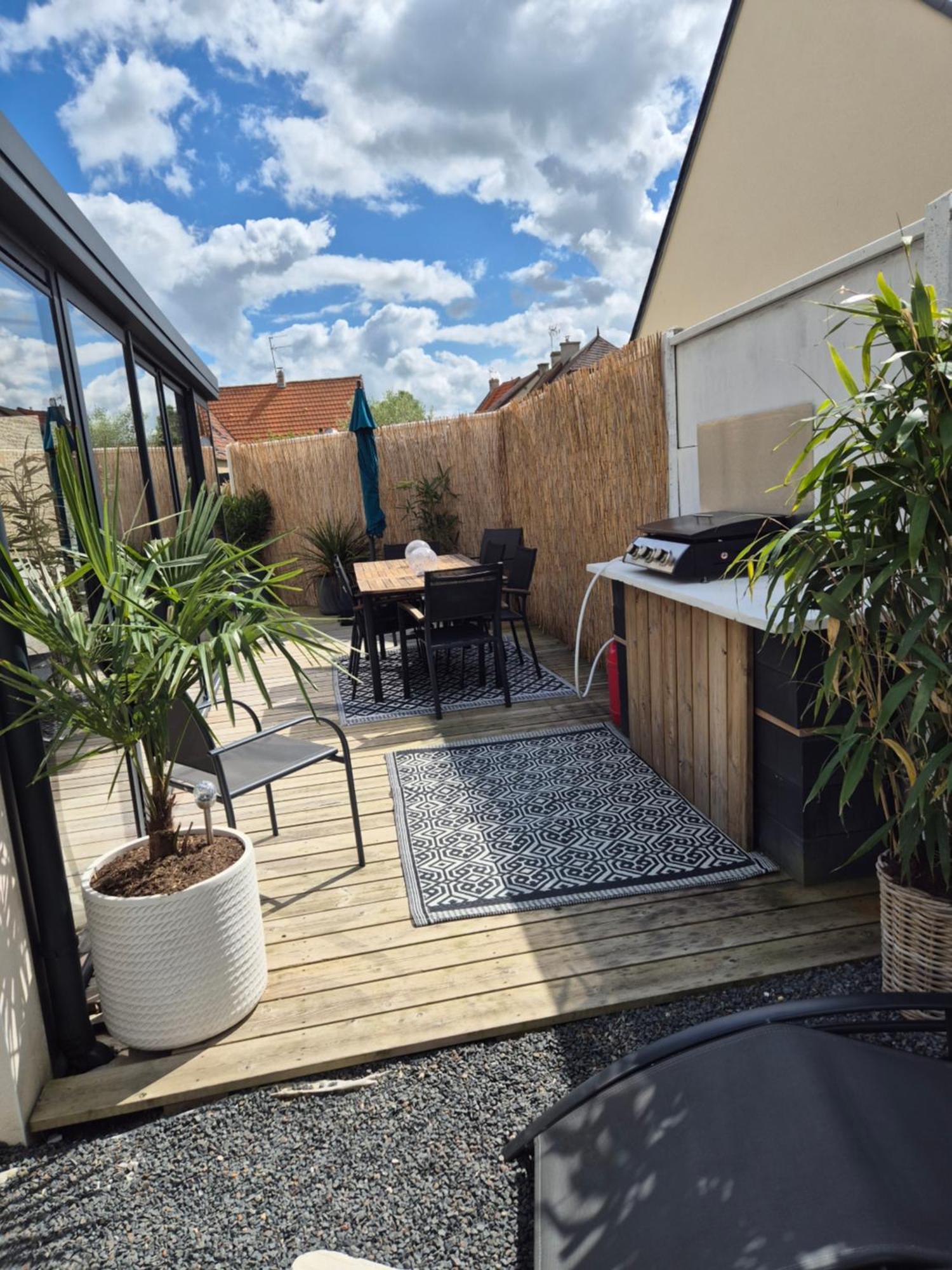 Terre & Avec Piscine Interieure Proche Cabourg Villa *